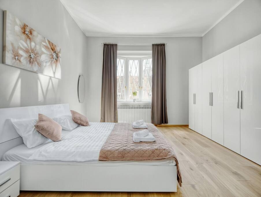 City Twenty 2Bdr Apartment By Irundo Zagreb Exterior foto