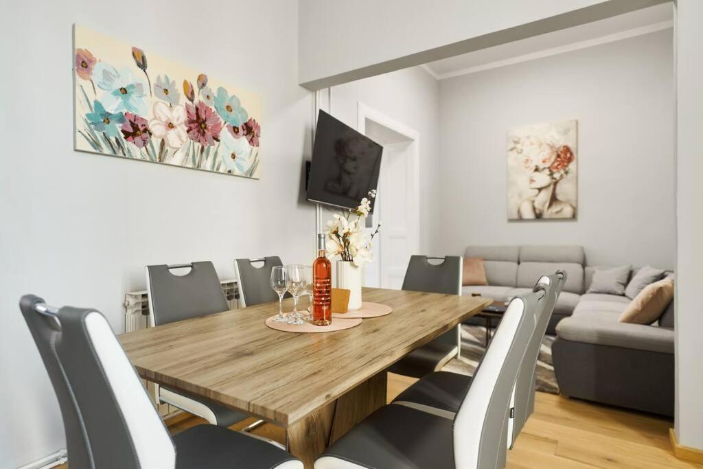 City Twenty 2Bdr Apartment By Irundo Zagreb Exterior foto