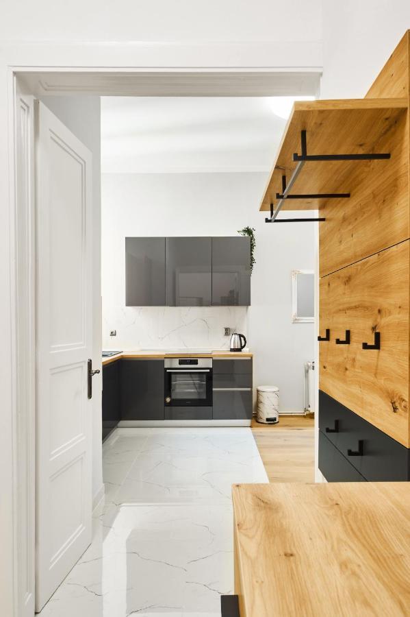 City Twenty 2Bdr Apartment By Irundo Zagreb Exterior foto